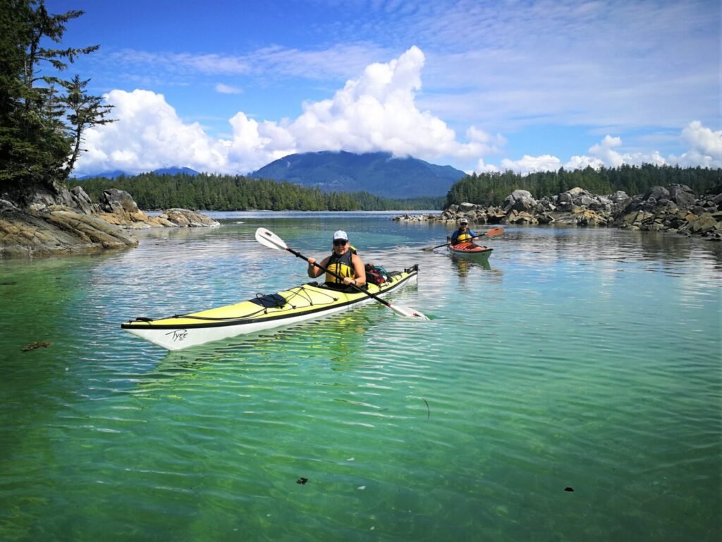 Vancouver Island Kayaking tour - Broken Island Kayaking Tour
