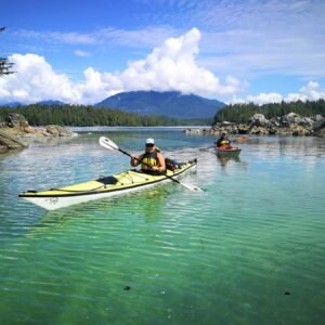 Vancouver Island Kayaking tour - Broken Island Kayaking Tour