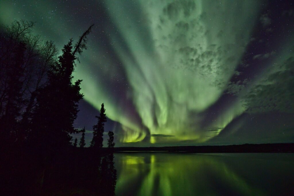 Aurora Viewing - Yukon Winter Adventure