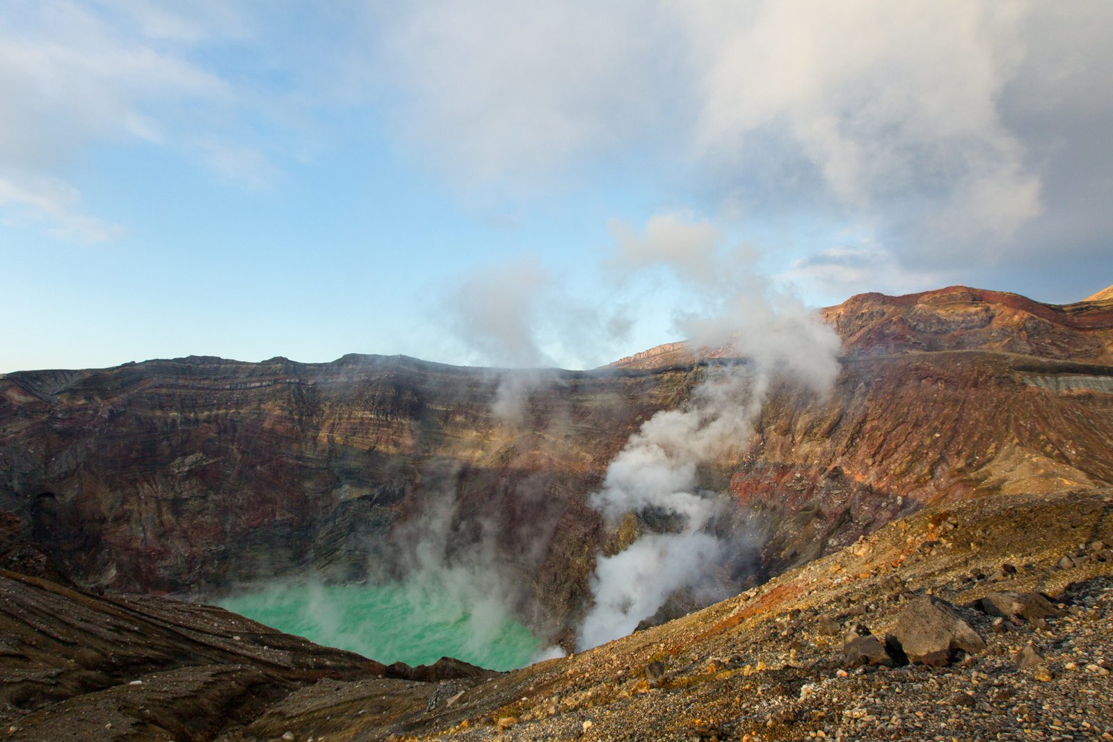 Aso Crater - Kyushu Tour with Keri + Nicola