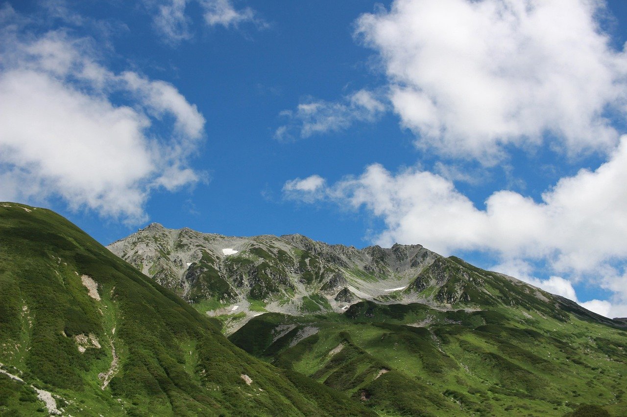 Hiking in Hokkaido - Japan Tour