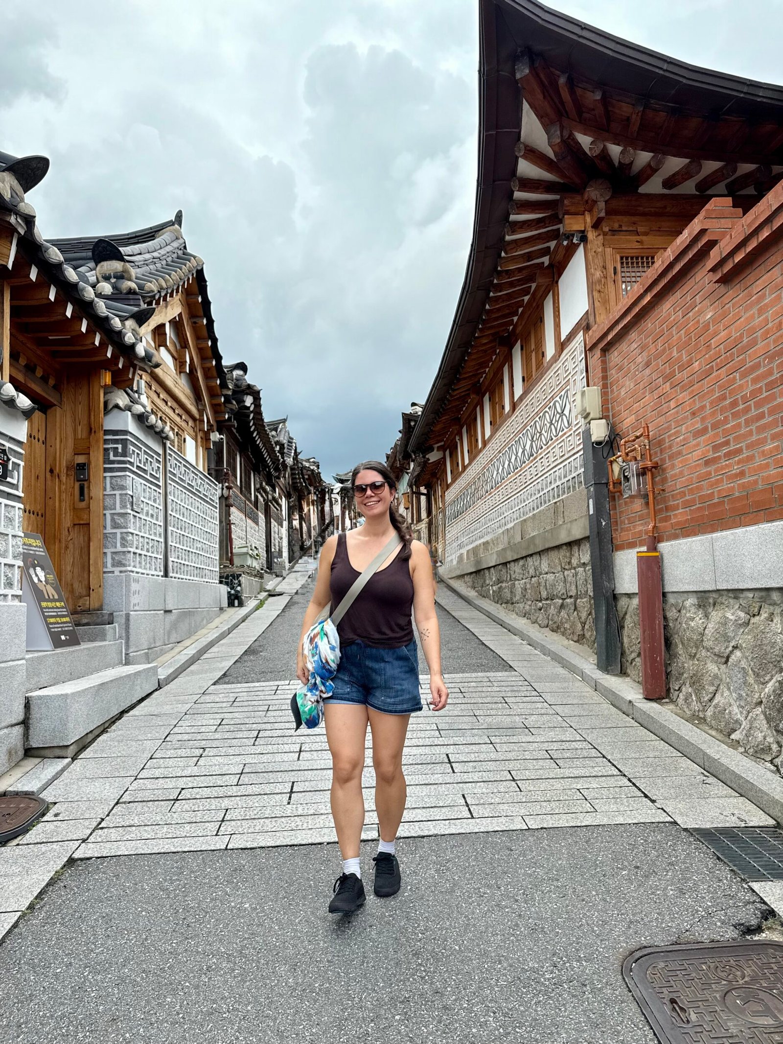 Nicola - South Korea with Keri & Nicola - Korea Tour