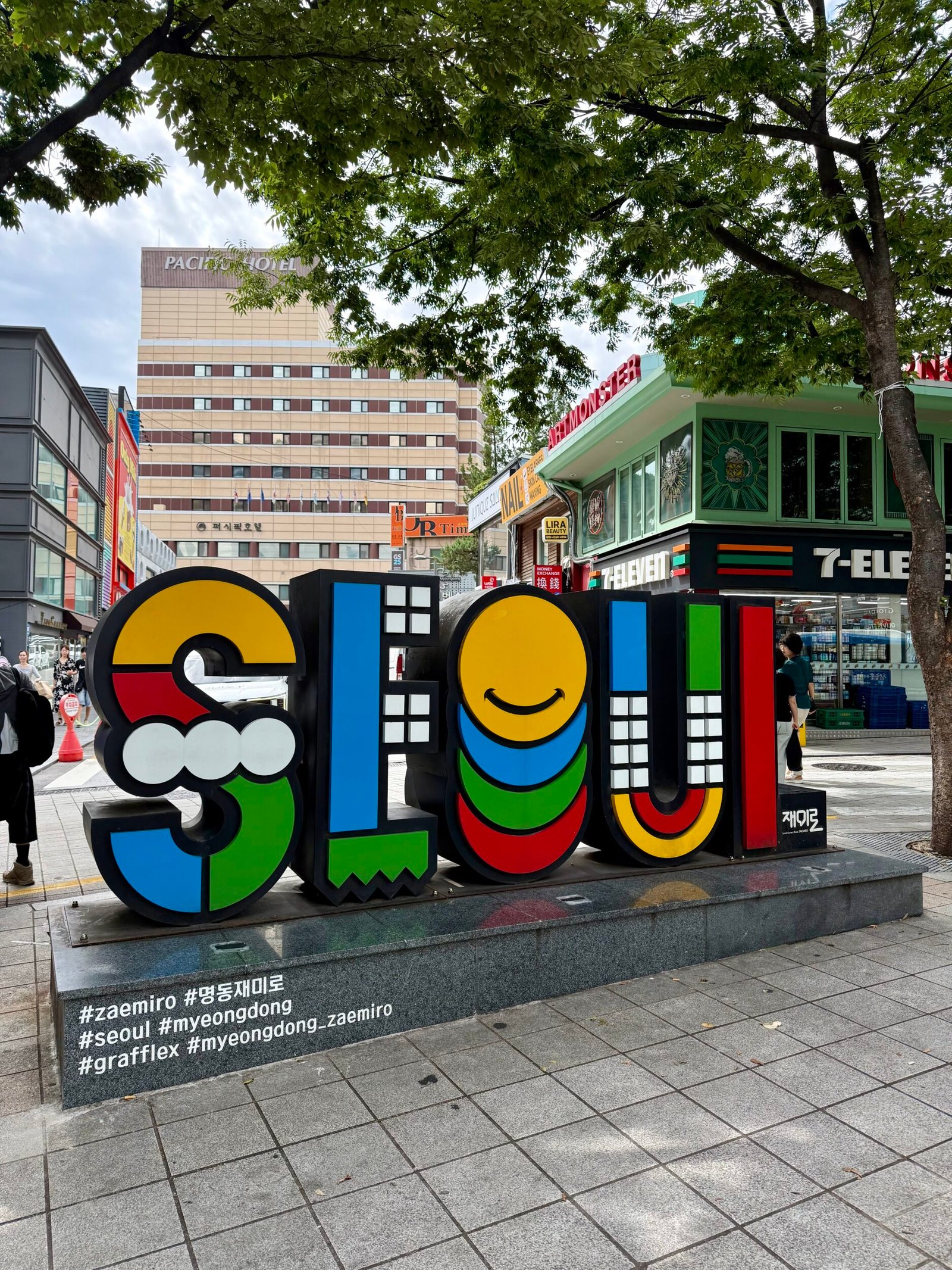 South Korea with Keri & Nicola - Korea Tour